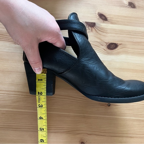 American eagle outfitters heeled booties - Picture 4 of 4